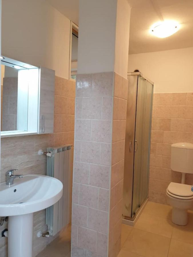 Holiday Apartaments Desenzano del Garda Exterior photo